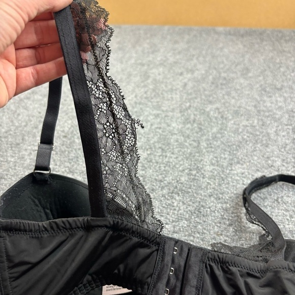 Victoria’s Secret women’s Black Dream Angels Lined Demi size: 34DDD - Picture 3 of 7